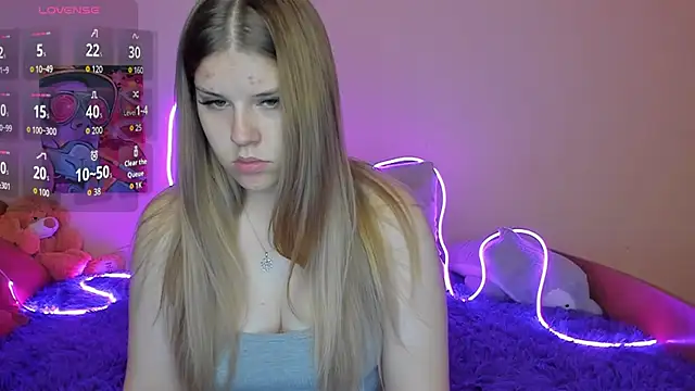 KiraKyler online show from 09.28.25