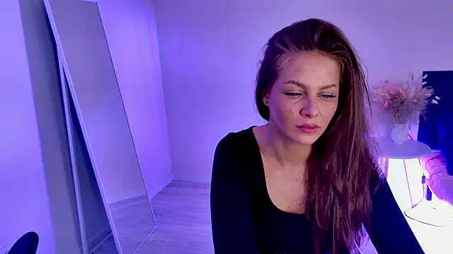 Snapshot of Shawty_Sue chatting on 11.08.25 Shawty Sue online show from 11.08.25