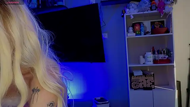 Snapshot of Kkkylie chatting on 02.05.26 Kkkylie online show from 02.05.26