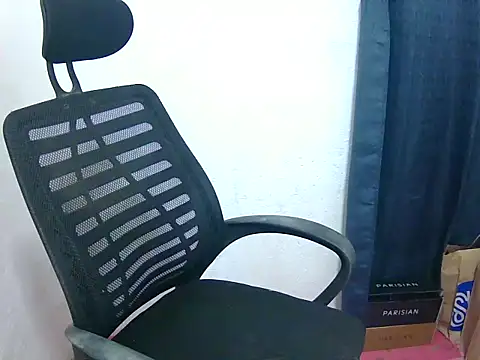 B-e-l-l-e online show from 10.07.25