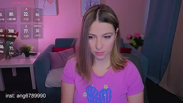 Snapshot of evafolver chatting on 10.03.25 evafolver online show from 10.03.25