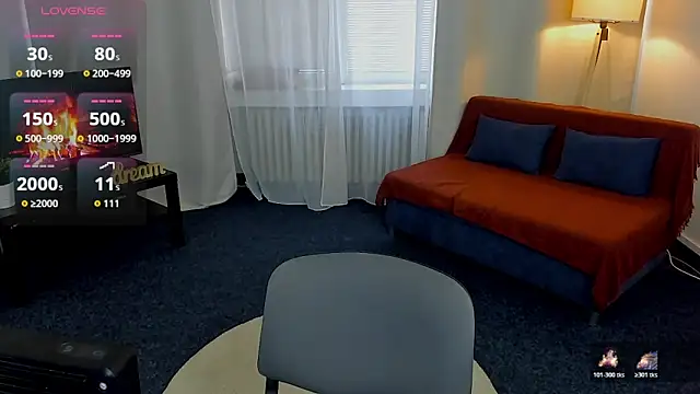 Snapshot of evafolver chatting on 11.14.25 evafolver online show from 11.14.25