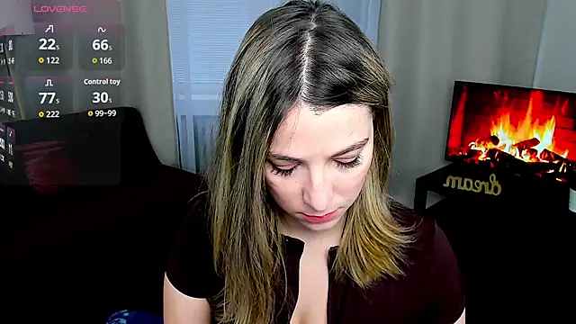 Snapshot of evafolver chatting on 11.15.25 evafolver online show from 11.15.25