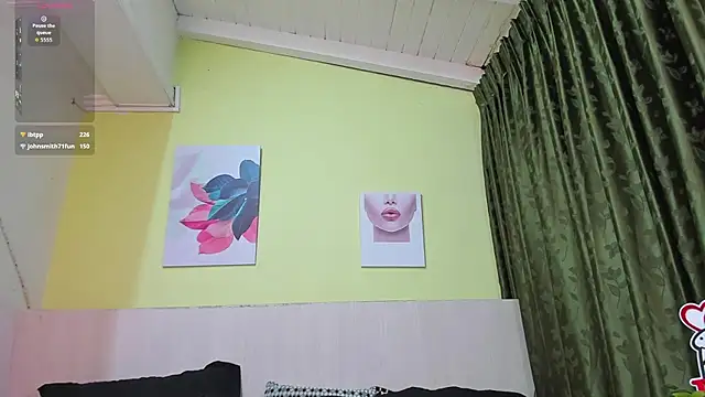 AtheneaArbelaez  online show from 10.25.25