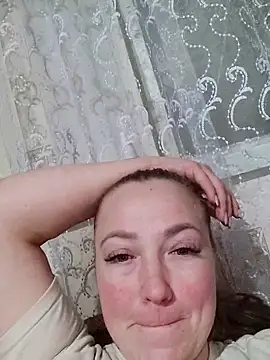 Kiss Eva online show from 02.21.26