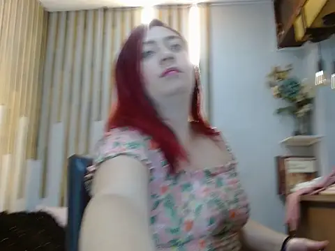 Snapshot of Angel_saez chatting on 10.25.25 Angel saez online show from 10.25.25