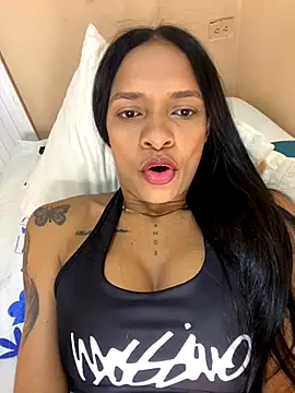 Luna025 online show from 11.16.25