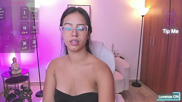 raven stonee online show from 01.11.26