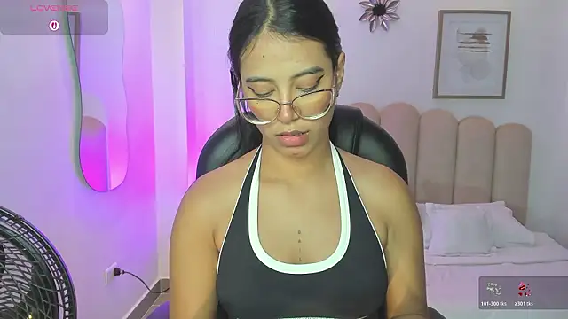 raven stonee online show from 03.07.26