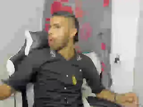 adri sexboy229 online show from 11.04.25