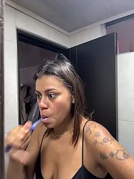 Anna Klein online show from 09.18.25