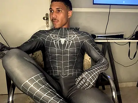 Snapshot of edualqxo chatting on 10.15.25 edualqxo online show from 10.15.25