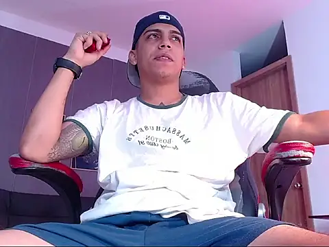 david santos16 online show from 09.30.25