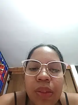 CloeeHills  online show from 09.13.25