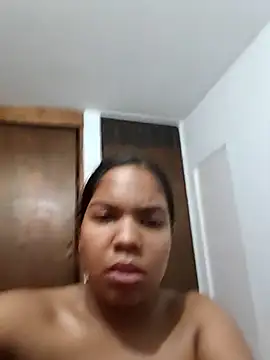 CloeeHills  online show from 10.18.25