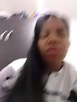 CloeeHills  online show from 10.29.25