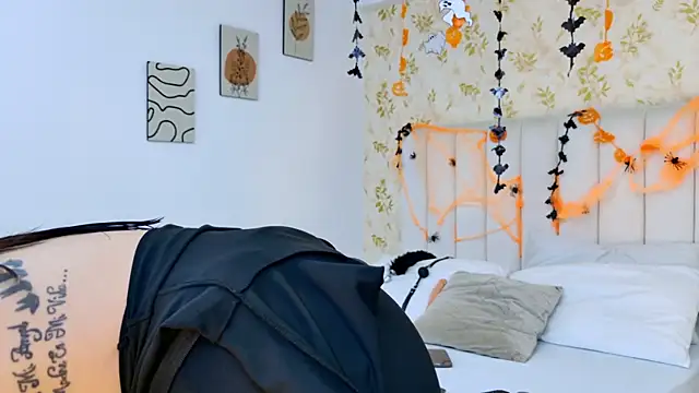 Celeste Ackerman online show from 10.24.25