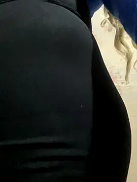 Snapshot of Cuckold-masters-dog chatting on 10.25.25 Cuckold-masters-dog online show from 10.25.25