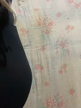 Snapshot of Cuckold-masters-dog chatting on 11.03.25 Cuckold-masters-dog online show from 11.03.25