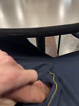 Snapshot of 66Retro99 chatting on 09.09.25 66Retro99 online show from 09.09.25