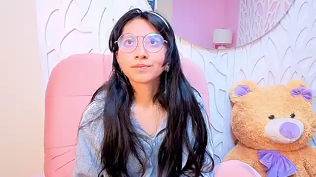 VioletxBloom online show from 04.15.26