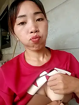 Snapshot of sulove_xx chatting on 09.23.25 sulove xx online show from 09.23.25