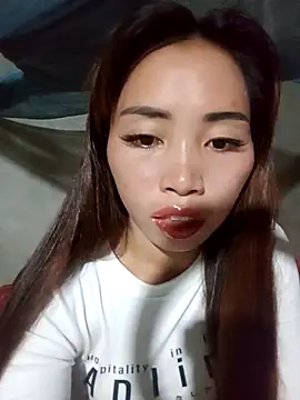 Snapshot of sulove_xx chatting on 10.10.25 sulove xx online show from 10.10.25