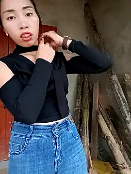 Snapshot of sulove_xx chatting on 10.20.25 sulove xx online show from 10.20.25