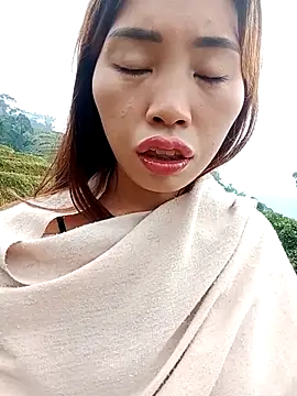 Snapshot of sulove_xx chatting on 10.26.25 sulove xx online show from 10.26.25