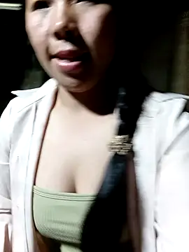 quynhkoolbae online show from 09.27.25