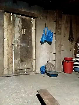 quynhkoolbae online show from 10.23.25