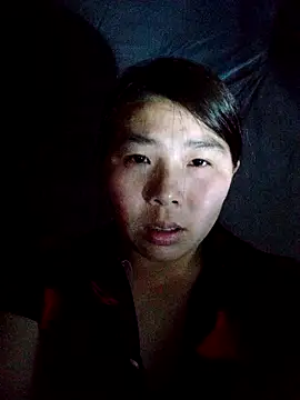 quynhkoolbae online show from 11.13.25