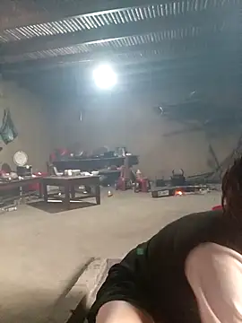 quynhkoolbae online show from 11.26.25