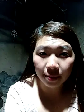 quynhkoolbae online show from 12.04.25