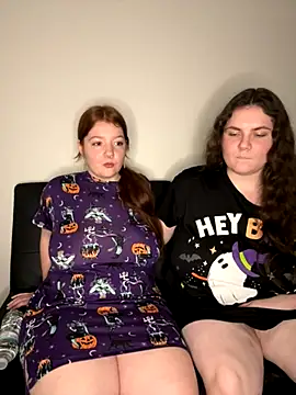 Snapshot of ScarlettSinner chatting on 10.14.25 ScarlettSinner online show from 10.14.25