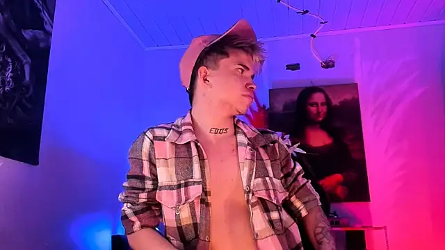 Snapshot of djkev_ chatting on 10.04.25 djkev  online show from 10.04.25