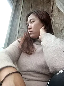 miumiu 00 online show from 10.26.25