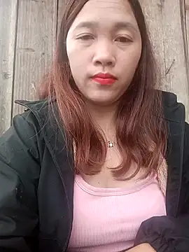 miumiu 00 online show from 11.13.25