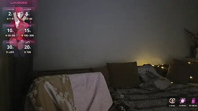 Snapshot of EvaDior13 chatting on 11.04.25 EvaDior13 online show from 11.04.25