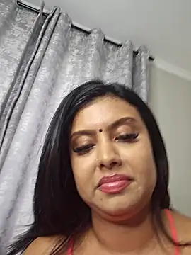 Indian GlowingMiax online show from 11.24.25