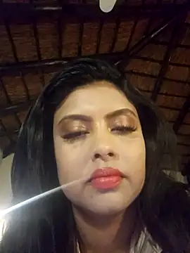 Indian GlowingMiax online show from 12.19.25
