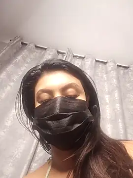 Indian GlowingMiax online show from 04.18.26