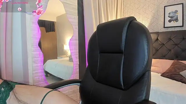 Snapshot of celeste__clark chatting on 10.02.25 celeste clark online show from 10.02.25