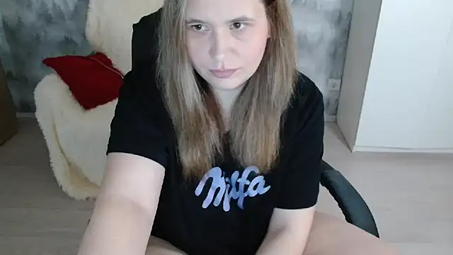 AdelinaLawson online show from 04.07.26