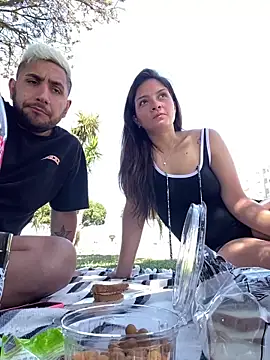 Danielaeliana online show from 01.05.26