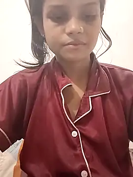 Snapshot of Komal0099 chatting on 09.29.25 Komal0099 online show from 09.29.25