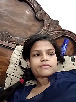 Snapshot of Komal0099 chatting on 10.25.25 Komal0099 online show from 10.25.25