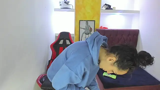 alison moon7 online show from 12.19.25