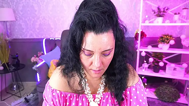 ValeryRosseee online show from 10.10.25