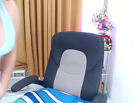 miss ashly  online show from 11.06.25